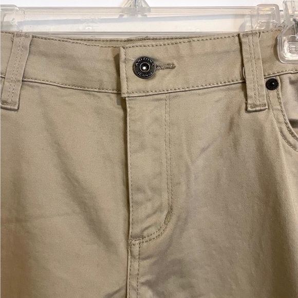 Arizona Jeans Co. Pants Bundle - Picture 4 of 8